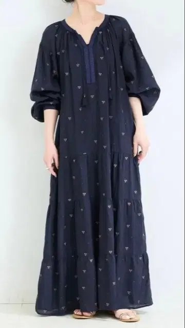 자수 네이비 맥시 원피스