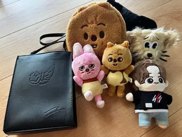 StrayKids 한지성 창빈 한쿼카 봉제 인형 백 묶음 판매