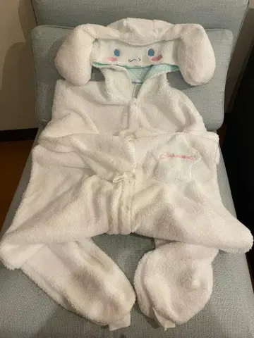 산리오 시나몬 시나모롤 인형옷 파자마