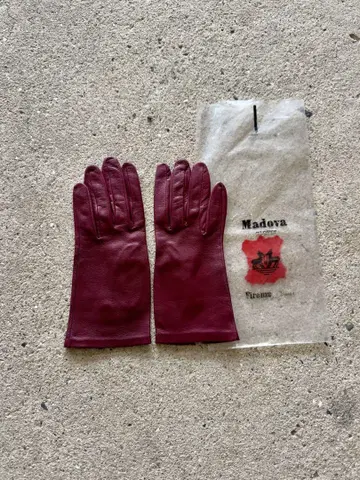 Madova gloves 마도바 가죽 장갑 보르도