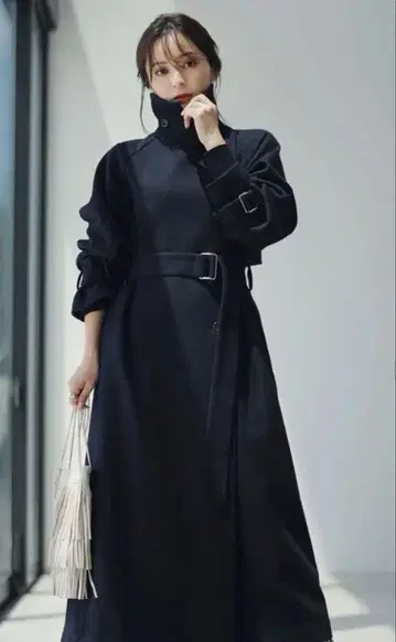 아뉴앙스 울 트렌치코트 네이비