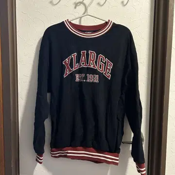 XLARGE 블랙 맨투맨 S 사이즈