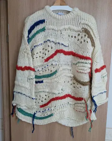 ZARA 크림색 니트 스웨터 XS