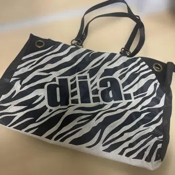 d.i.a. 제브라 패턴 쇼핑백 샵 백 희귀 레어