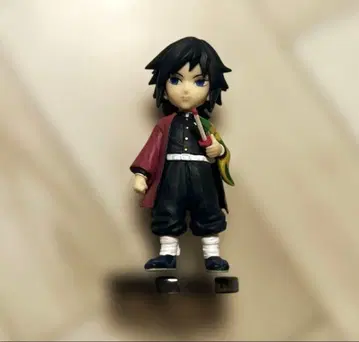 귀멸의 칼날 수집용 피규어 토미오카 기유