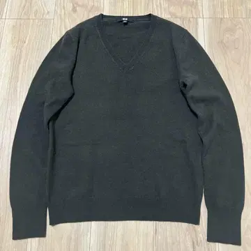 새상품급 캐시미어 100% UNIQLO 유니클로 니트 스웨터 R-7166