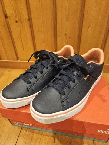 PUMA SOFTFOAM 네이비/오렌지 스니커즈