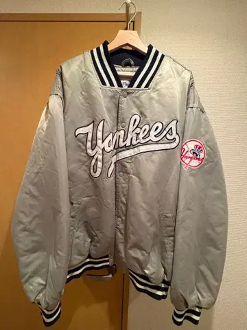 Yankees Majestic 바시티 자켓 실버