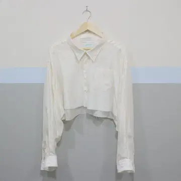 BODYSONG. LS NICE CROPPED SPLATTER SHIRT