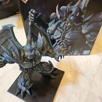 BANDAI 오페리스의 거신상 B상 피규어