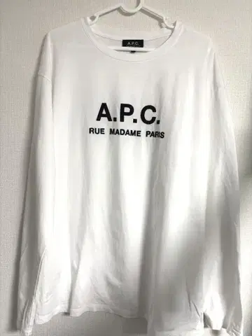 A.P.C. 화이트 롱 슬리브 티셔츠 M