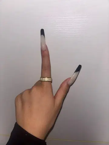 MARC JACOBS 골드 밴딩 링