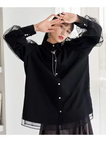 Hare 튤 블라우스 블랙
