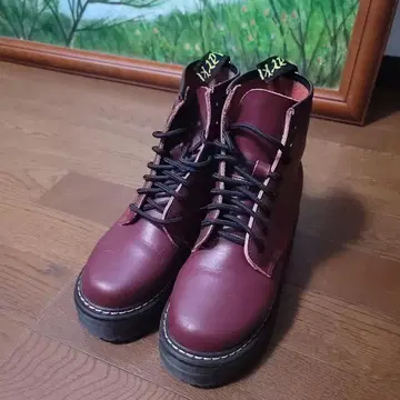 버건디 가죽 하이컷 부츠