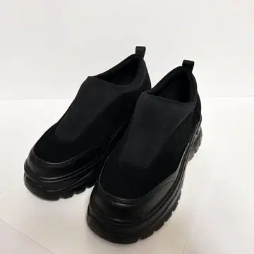 [ yomo 셀렉 ] 스웨이드 느낌 볼륨 슬립온 24.5cm L