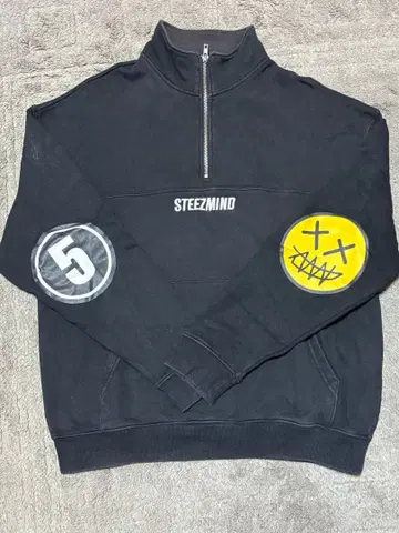 STEEZMIND 블랙 맨투맨 M