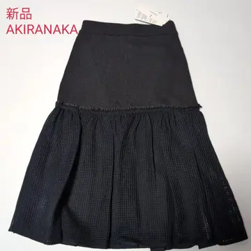 새상품 AKIRANAKA 스커트 일본제
