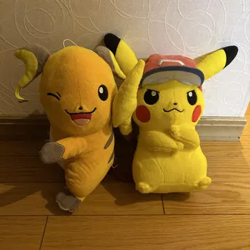 피카츄 봉제 인형 빨간색 모자 약 30cm