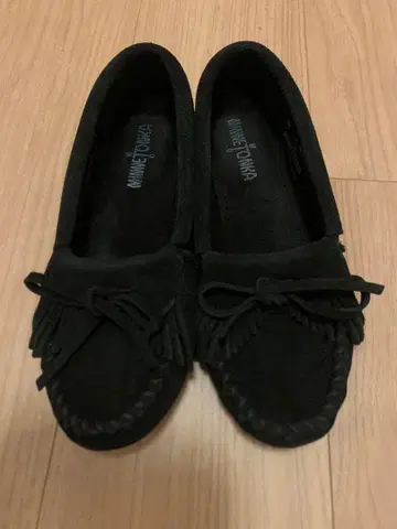 미네통카 minnetonka 모카신 블랙 사이즈 6