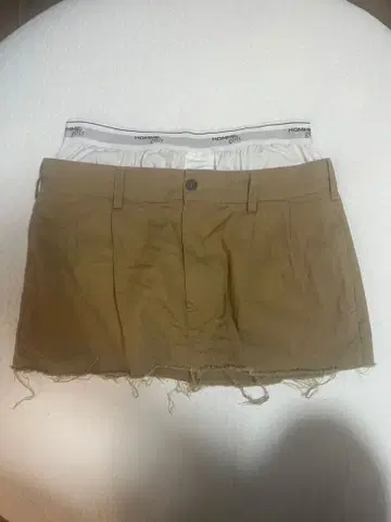 HOMME girls 타이트 스커트 이탈리아제