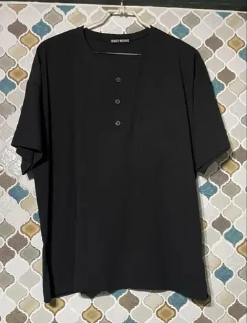 ISSEY MIYAKE 헨리넥 블랙 셔츠