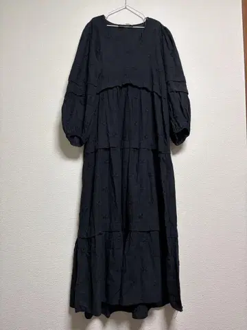 ZARA 티어드 자수 원피스 맥시 길이 V넥 인도 면 XS