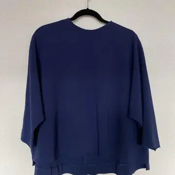 엔폴드 네이비 블라우스 풀오버