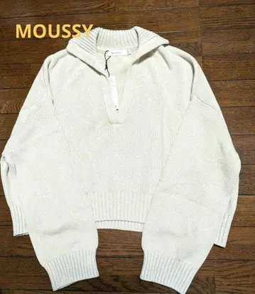 MOUSSY 택 포함 새상품 아이보리 코튼 100% 카라 부착 니트