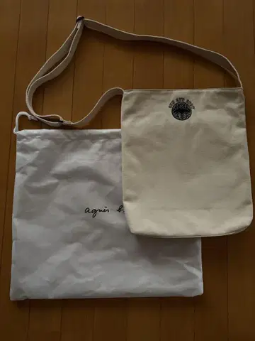 Agnes b 리버서블 숄더백