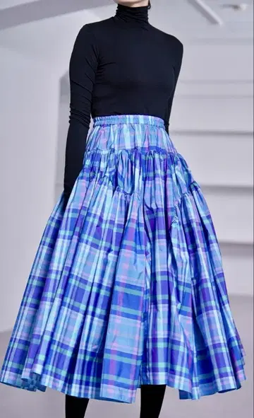 [ 연휴 한정 가격 ] SHE Tokyo Eleanor Check 스커트