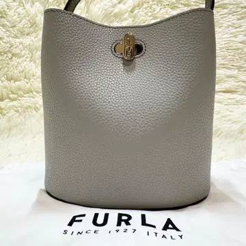 FURLA 그레이 가죽 숄더백