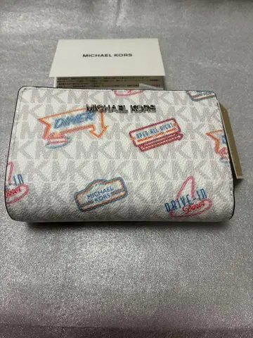 새상품 MICHAEL KORS 접이식 지갑