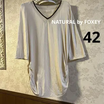 새상품급 NATURAL FOXEY 폭시 롱 티셔츠 사이즈 42