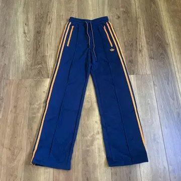 adidas 몬트리올 트랙 팬츠 하자품