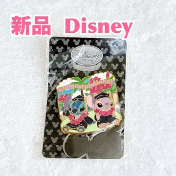 [레어 한정판] 스티치 엔젤 졸업식 디즈니 스토어 핀 배지
