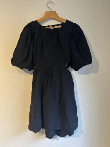 Anthropologie MOON RIVER 블랙 원피스