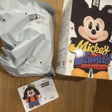 POPMART 미키 패밀리 플루토