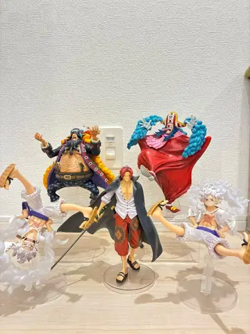 [ 개봉품 ] 원피스 제일복권 신사황 샹크스 티치 니카 배기