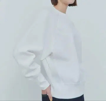 lelill THE HIGHTECH KNITSWEAT 레귤러 맨투맨