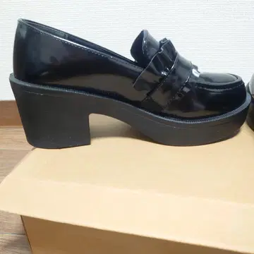 NOEMIE 하트 버클 마니쉬 슈즈 S 사이즈