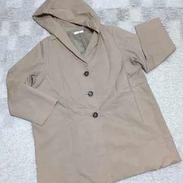 새상품 미사용 후드 부착 충전솜 코트 아우터 베이지색
