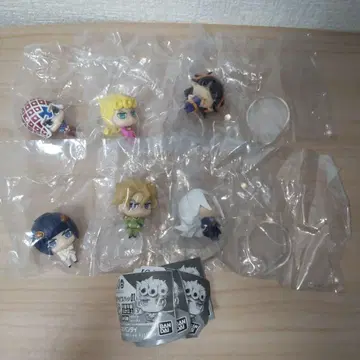 죠죠 캡슐 피규어 컬렉션