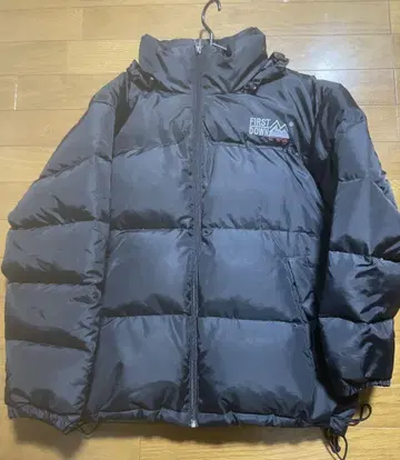 FIRST DOWN 블랙 다운 자켓 L 사이즈