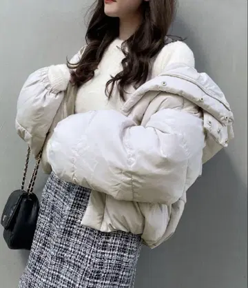 빅 후드 에코 다운 INGNI