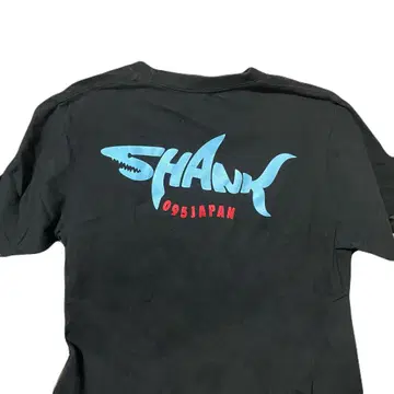SHANK 블랙 반팔 티셔츠 095JAPAN 상어