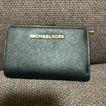 MICHAEL KORS 블랙 접이식 지갑