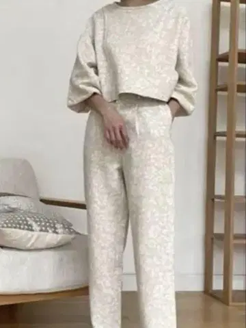 willfully 아이보리 자카드 셋업