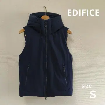 EDIFICE 네이비 후드 부착 다운 베스트