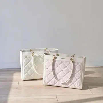 [ 미개봉 새상품 ] 로제 뮤즈 tweedquilting bigtote