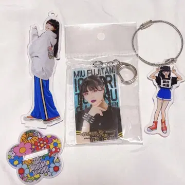 이기가리 도호쿠산 후지타니 미우 아크릴 스탠드 아크릴 키링 묶음 판매